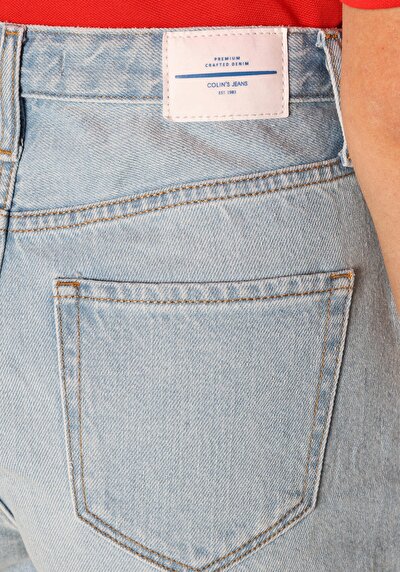 اعرض التفاصيل لـ مام فيت خصر عالي نسائي شورت جان أسود