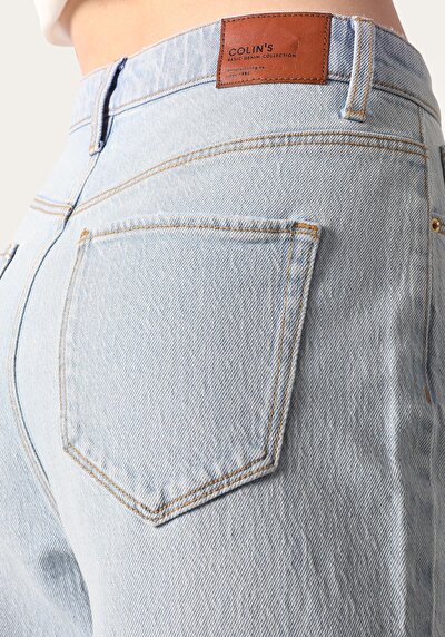 اعرض التفاصيل لـ أزرق للنساء بناطيل