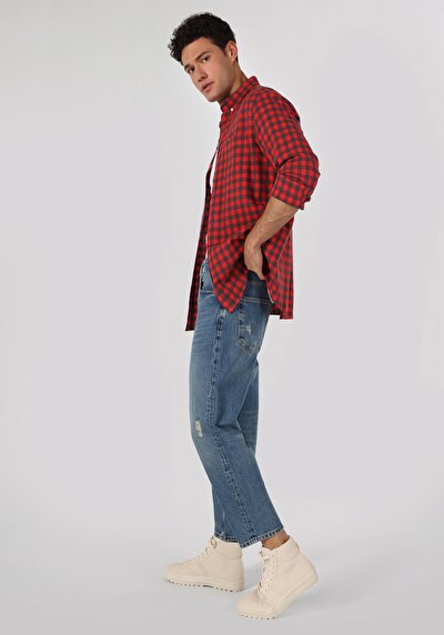 صورة من فضفاض مريح بقصة قطرة المنشعب قصير الساق جينز نيلي للرجال