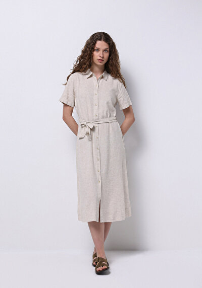 صورة من فستان نسائي بيج عادي