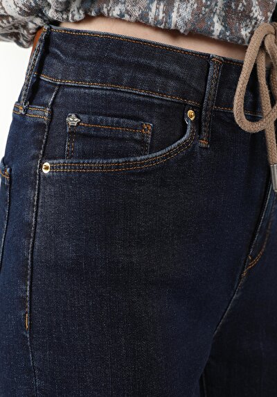 اعرض التفاصيل لـ دينيم للنساء بناطيل