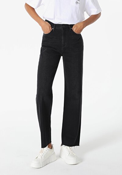 اعرض التفاصيل لـ دينيم للنساء بناطيل