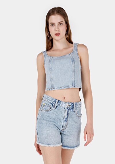 صورة من نحيف قصة رقبة مستديرة بدون أكمام قميص أزرق نسائي