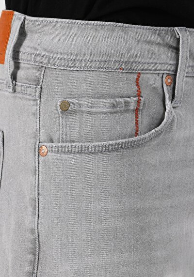 اعرض التفاصيل لـ مستقيم  خصر منخفض رجالي شورت جينز رمادي