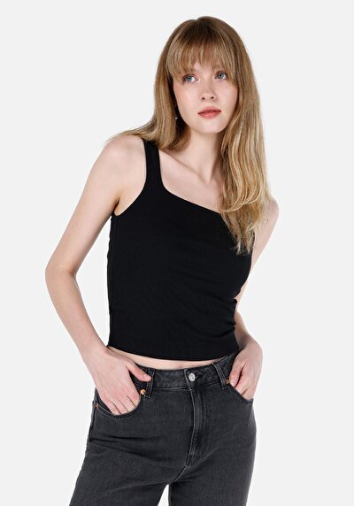 صورة من أسود للنساء رياضي