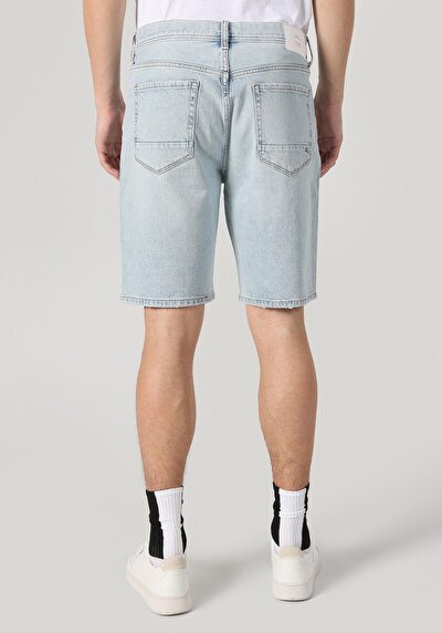 صورة من فضفاض الخصر مستقيم رجالي نيلي جان شورت