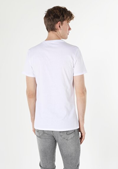 صورة من أبيض للرجال تي شيرت بأكمام قصيرة