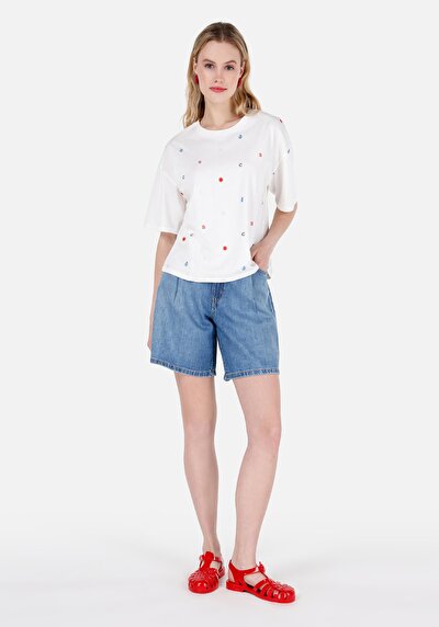 صورة من فضفاض قصة متوسطة الخصر نسائي نيلي جان شورت