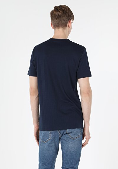 اعرض التفاصيل لـ أزرق بحري للرجال تي شيرت بأكمام قصيرة