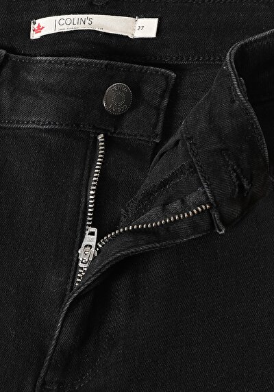 اعرض التفاصيل لـ أسود للنساء بناطيل