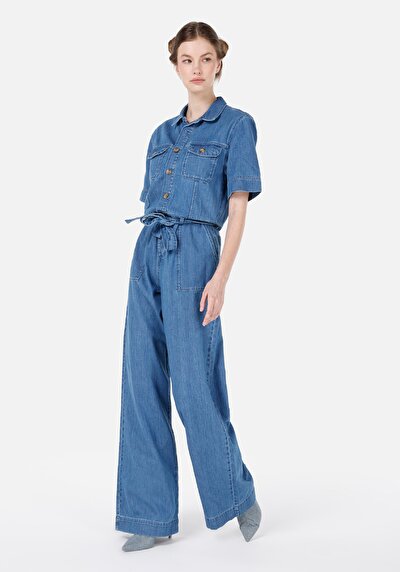 صورة من   جينز نيلي نسائي