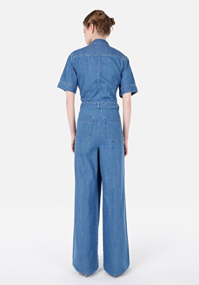 صورة من جينز نيلي نسائي