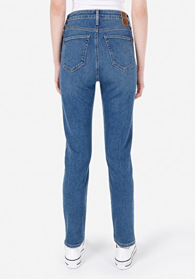 اعرض التفاصيل لـ سليم فيت جينز نسائي أزرق داكن