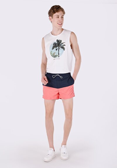 صورة من شورت سباحة أحمر رجالي Slim Fit مستقيم