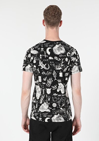 اعرض التفاصيل لـ أسود للرجال تي شيرت بأكمام قصيرة