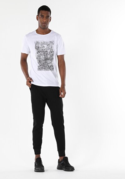 صورة من أبيض للرجال تي شيرت بأكمام قصيرة