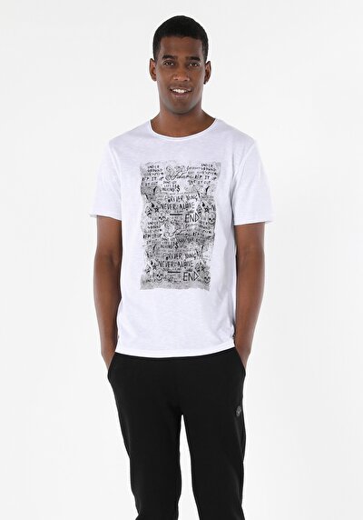 اعرض التفاصيل لـ أبيض للرجال تي شيرت بأكمام قصيرة