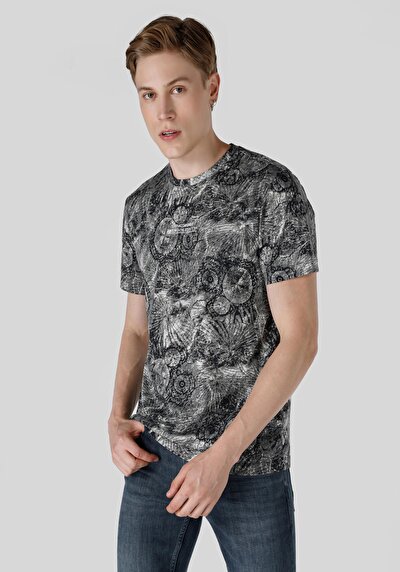 صورة من عادي مقاس رقبة مستديرة رجالي رمادي كم قصير تي شيرت