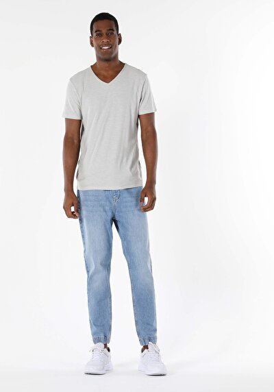 صورة من أبيض للرجال تي شيرت بأكمام قصيرة