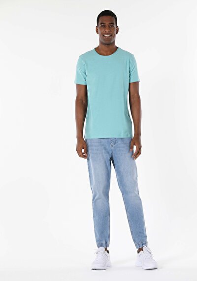 صورة من كلاسيك فيت رقبة مستديرة مستقيم رجالي أخضر كم قصير تي شيرت