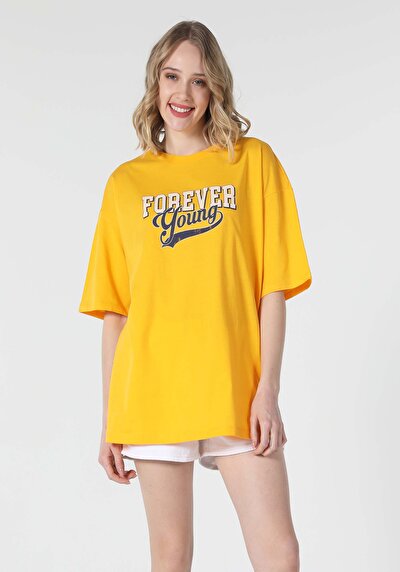 اعرض التفاصيل لـ برتقالي للنساء تي شيرت بأكمام قصيرة