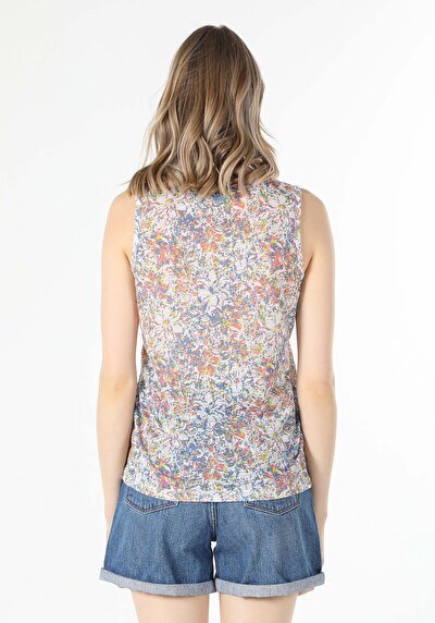 صورة من متعدد الألوان للنساء رياضي