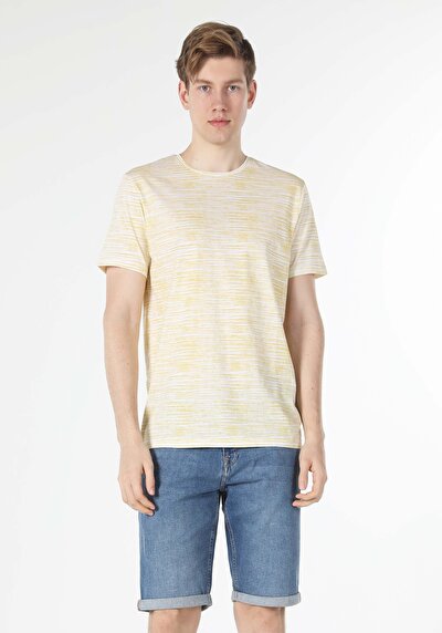 اعرض التفاصيل لـ أصفر للرجال تي شيرت بأكمام قصيرة