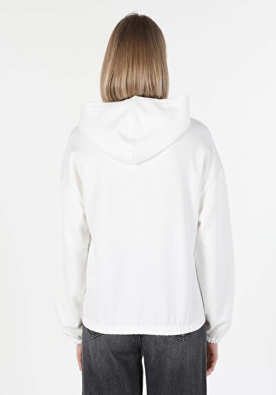 صورة من أبيض للنساء بلوز