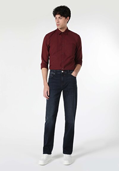 صورة من دينيم للرجال بناطيل