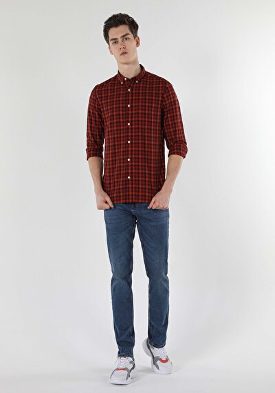 صورة من بني للرجال قميص  كم طويل