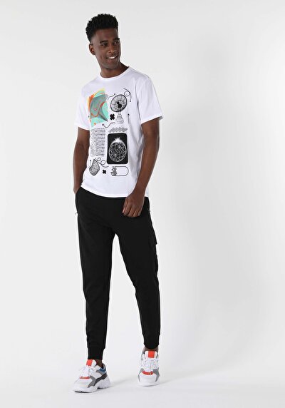 صورة من أبيض للرجال تي شيرت بأكمام قصيرة