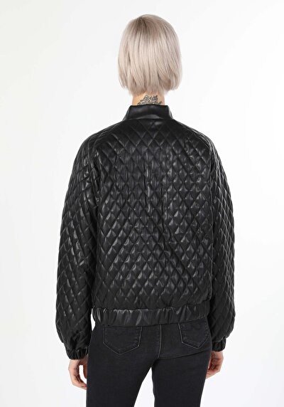 صورة من العادية تناسب طوق المهيمن المفاجئة معطف أسود نسائي بو