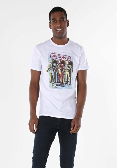 اعرض التفاصيل لـ أبيض للرجال تي شيرت بأكمام قصيرة