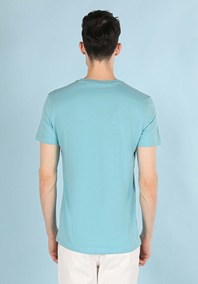 صورة من أزرق للرجال تي شيرت بأكمام قصيرة