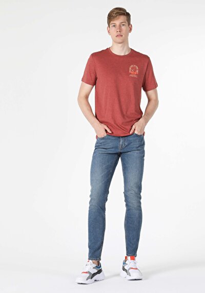 صورة من  للرجال تي شيرت بأكمام قصيرة