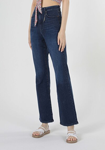 صورة من أزرق للنساء بناطيل