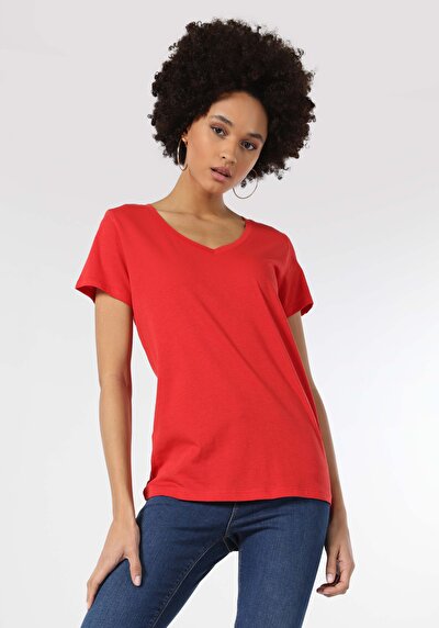 صورة من مرجاني للنساء تي شيرت بأكمام قصيرة