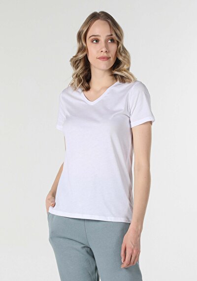 اعرض التفاصيل لـ   رقبة على شكل حرف V مستقيم نسائي أبيض بأكمام قصيرة تي شيرت