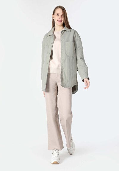 صورة من أخضر للنساء جاكيت