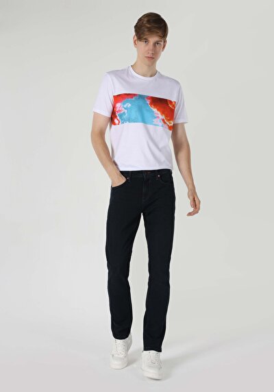 صورة من مستقيم  خصر منخفض مستقيم الساق الجينز النيلي للرجال