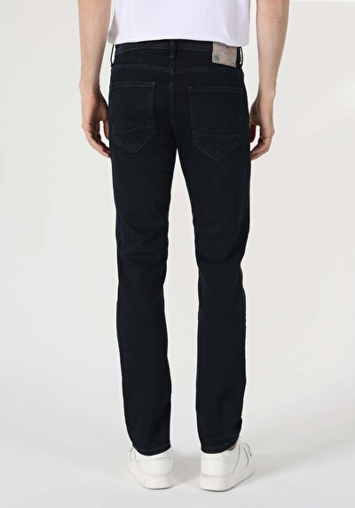 اعرض التفاصيل لـ مستقيم  خصر منخفض مستقيم الساق الجينز النيلي للرجال