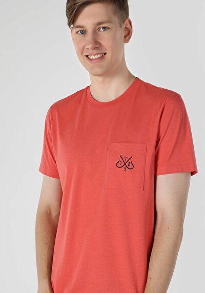 اعرض التفاصيل لـ   رقبة مستديرة مستقيم رجالي أحمر كم قصير تي شيرت