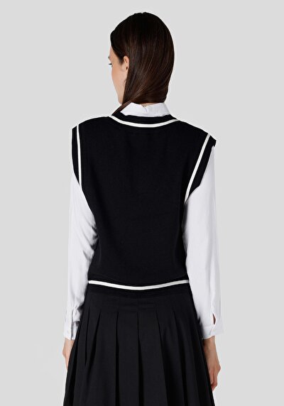 صورة من أسود للنساء