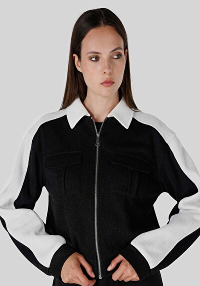 اعرض التفاصيل لـ أسود للنساء بلوز