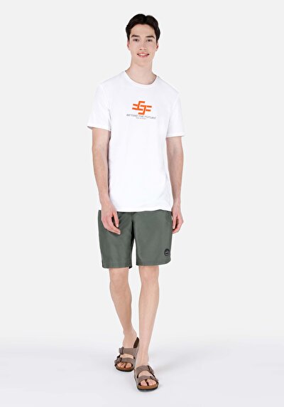 صورة من شورت سباحة أخضر رجالي سليم فيت