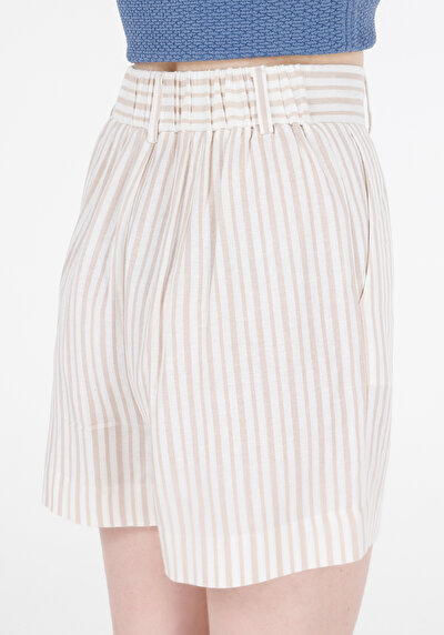 اعرض التفاصيل لـ قصة عادية خصر مرتفع مخطط شورت نسائي بيج