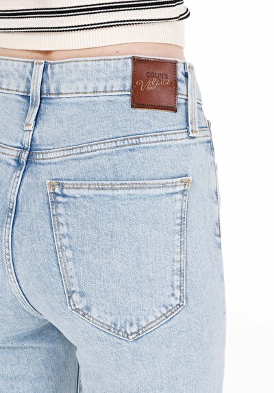 اعرض التفاصيل لـ   جينز نيلي نسائي