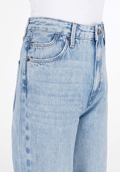 اعرض التفاصيل لـ مستقيم  جينز نيلي نسائي