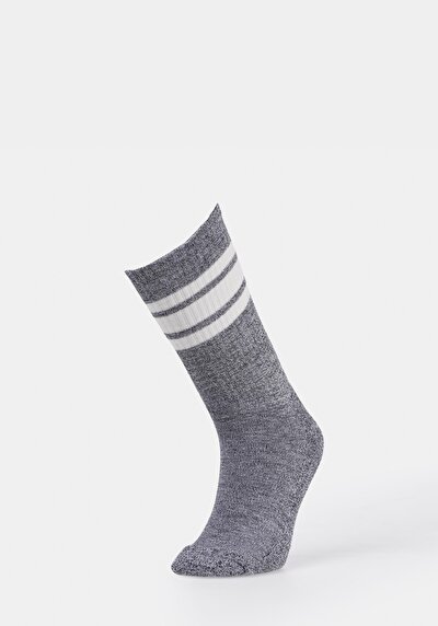 صورة من رمادي للرجال جوارب