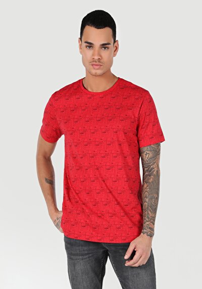 صورة من   رقبة مستديرة مطبوعة رجالي أحمر قصيرة الأكمام تي شيرت